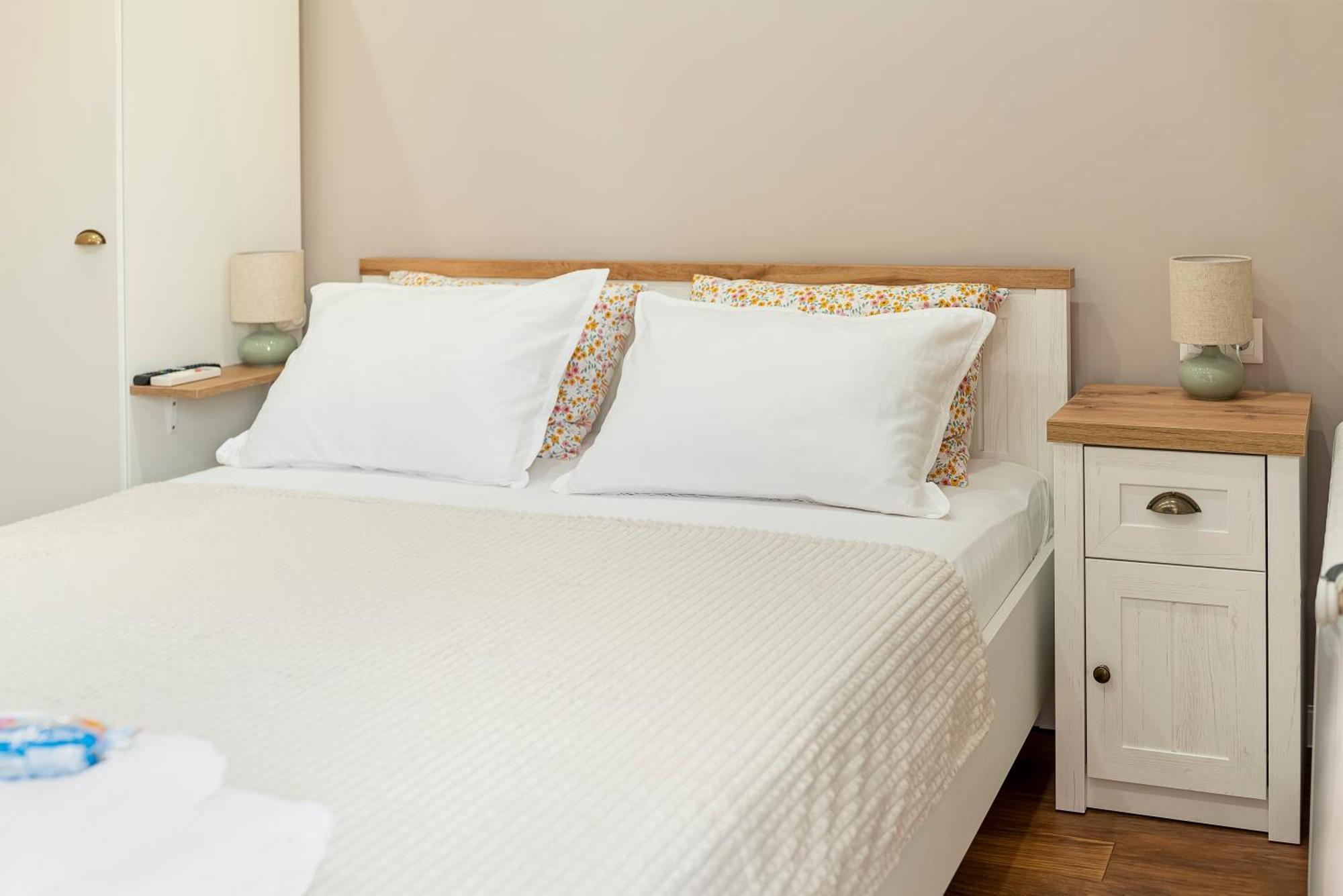 Mdm Apartment City Center Felicita Deluxe Ruse Eksteriør bilde